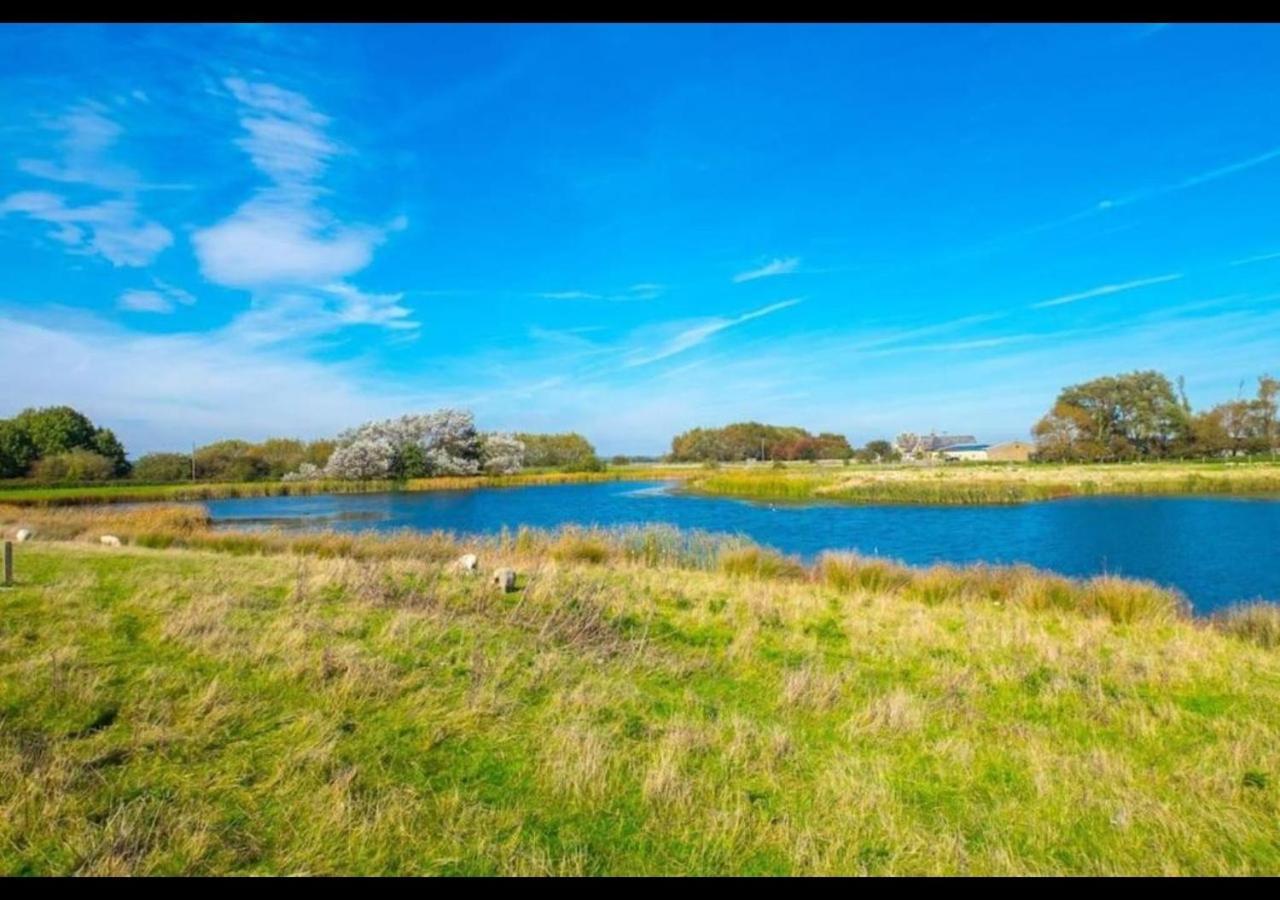 Mp676 Parkdean Camber Sands 외부 사진