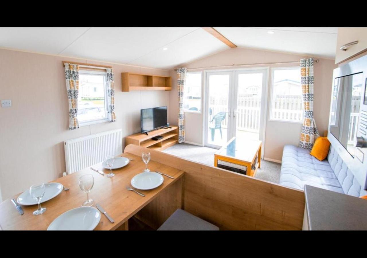 Mp676 Parkdean Camber Sands 외부 사진
